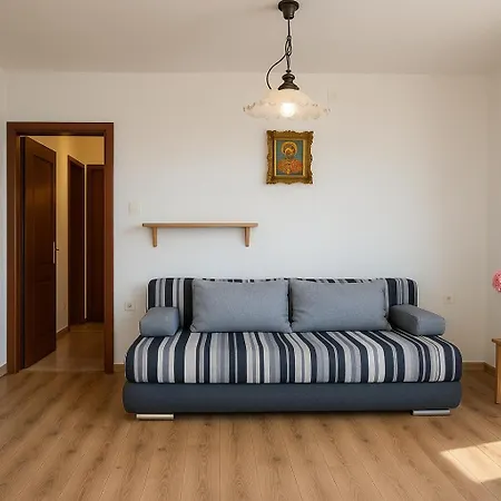 아파트 Blue Orange